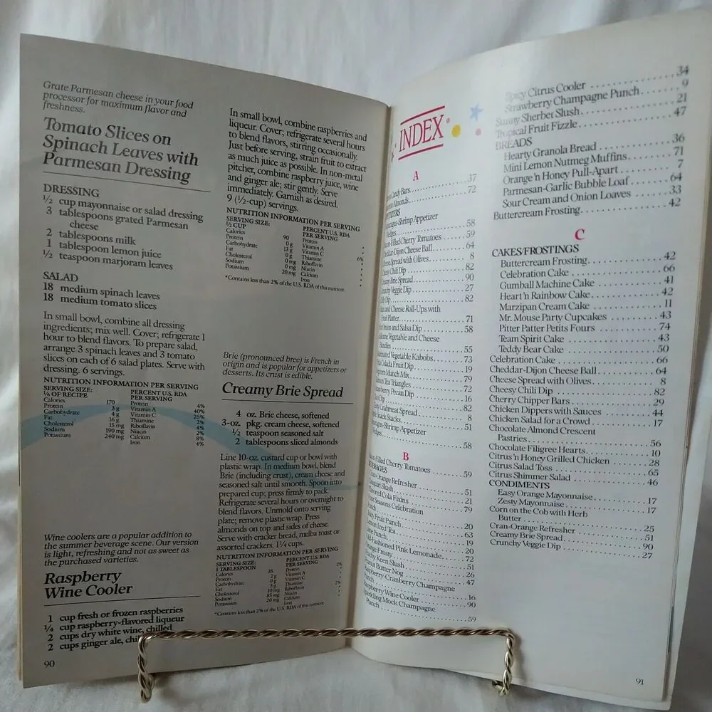 Pillsbury Party Fun 1987 Vtg Cookbook‎ Booklet